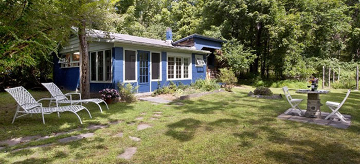 Places to Stay in Woodstock: Historic Vacation Rentals